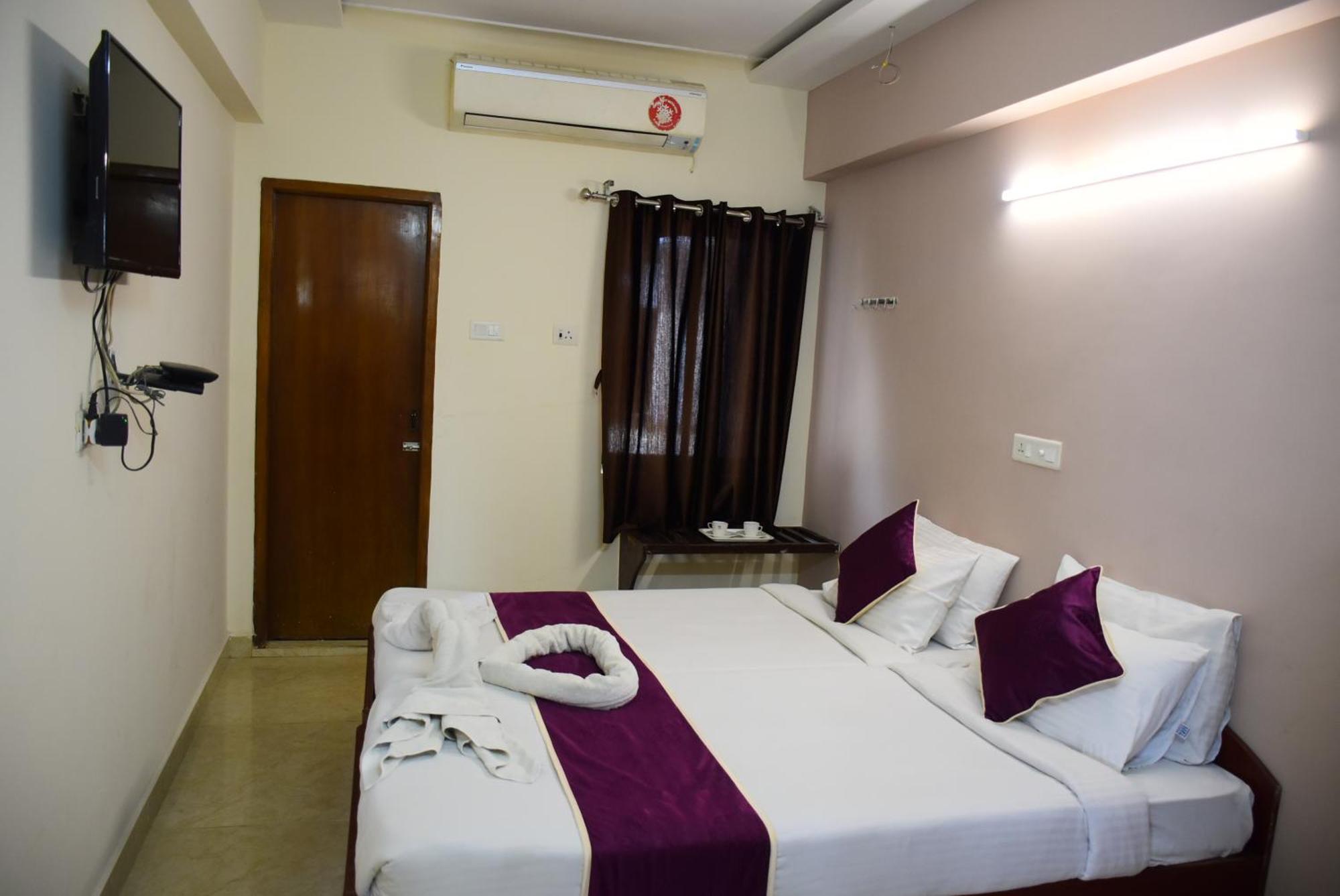 Naksha Tree Hotels Kishore Inn - Koyambedu Ченнаи Экстерьер фото